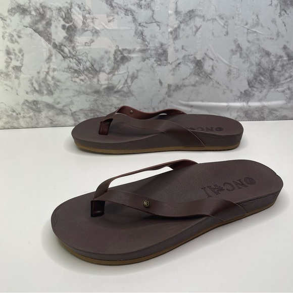 ONCAI Womens Flip Flops Comfortable Leather Strap Thong Sandal Brown Size 10 - Picture 1 of 11